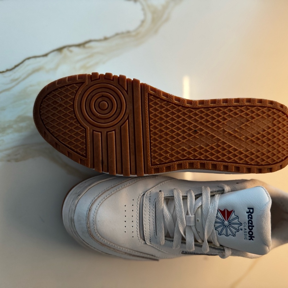 Reebok Womens Club C Extra White Vector Blue Gum Sole - Picture 3 of 6